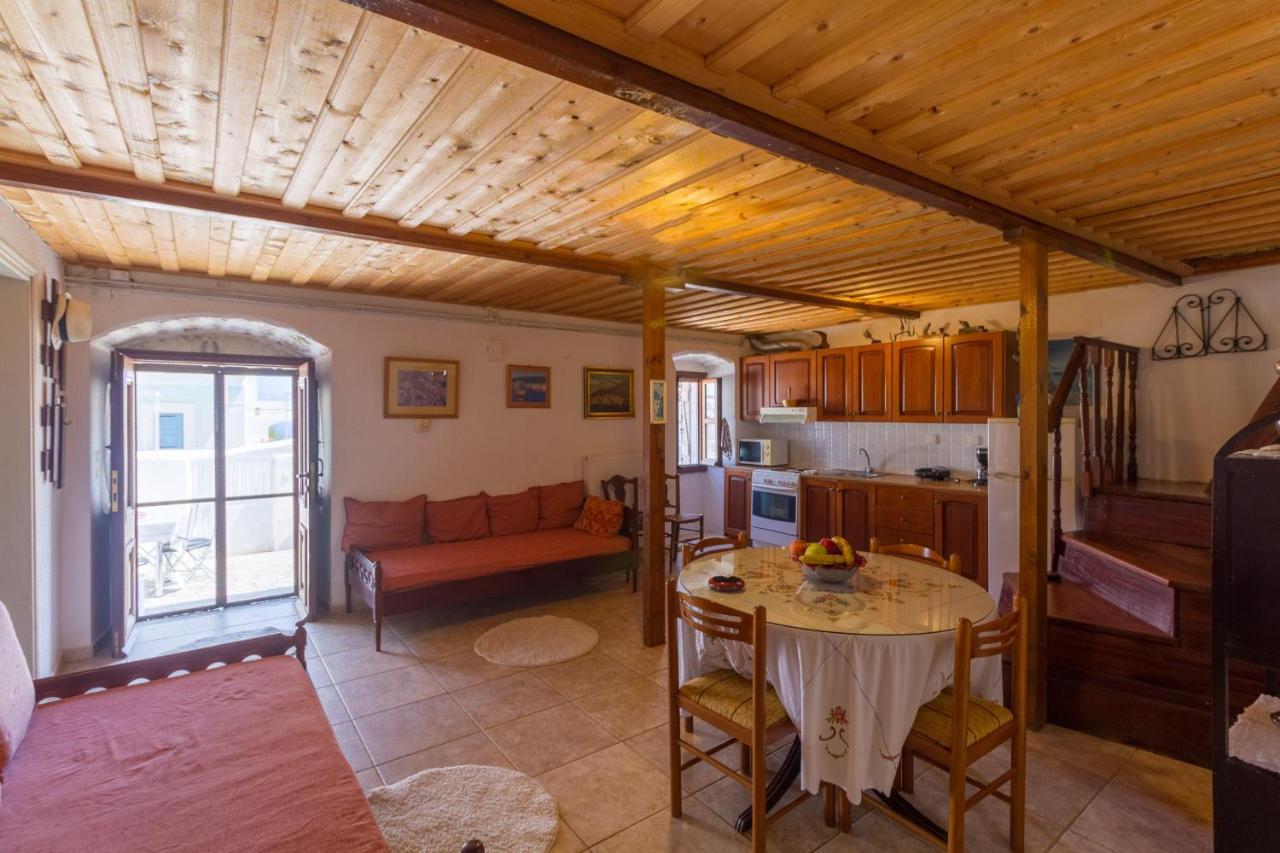 The Old House - Wood & Stone Villa Evreti Exterior photo
